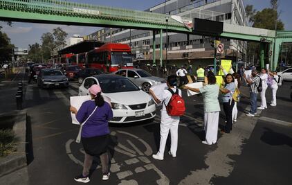Médicos paralizan la CDMX con bloqueos; rechazan su incorporación al IMSS-Bienestar