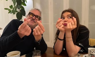 Bu y la felicitación a su padre, Alfonso Cuarón, por su cumpleaños: "gracias por ser mi fan"