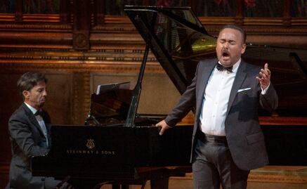 Javier Camarena cierra su gira por México en el Palacio de Bellas Artes