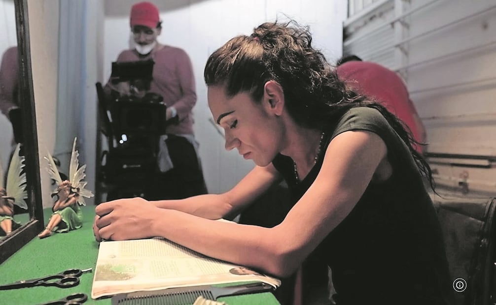 En Libre de reir se muestran a reclusos en un taller sand-up, Foto: Cortesía