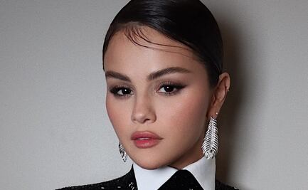 Selena Gomez y Benny Blanco visten trajes iguales en una revista