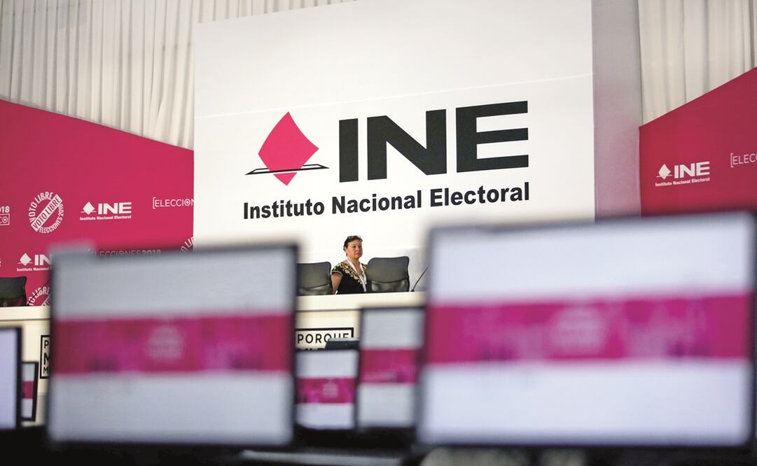El INE se quedaría sin 4 mil 913 mdp con el PEF 2022. Foto: Archivo. El Universal