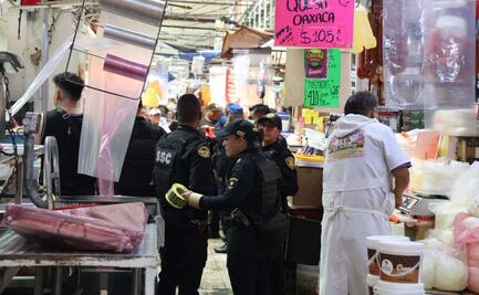 Muere trabajador tras quedar atrapado en coladera del mercado de La Merced; ingresó al drenaje para hacer limpieza y ya no logró salir