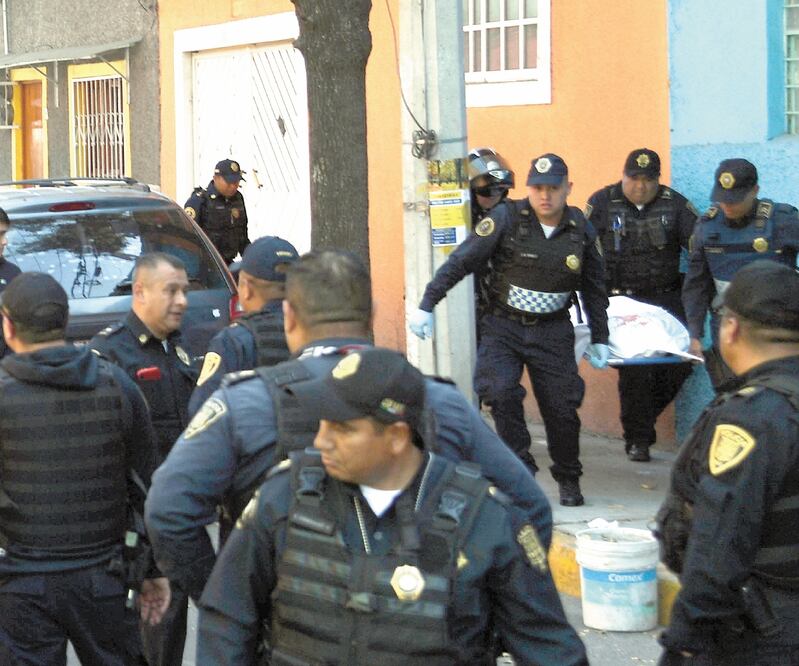 Un intento de robo a un camión repartidor de gas terminó en el asesinato de uno de los trabajadores en hechos que sucedieron el 27 de diciembre en la colonia Gabriel Hernández, en la alcaldía Gustavo A. Madero. Foto: ARCHIVO EL UNIVERSAL