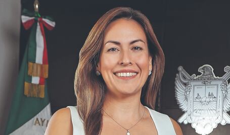 Reprochan a Milena Quiroga silencio en casos de feminicidios 