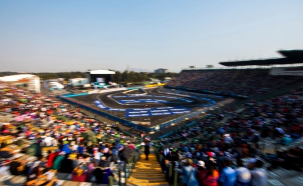 Planes del 14 de febrero para los amantes de los autos