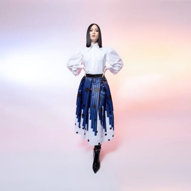 5 looks de diseñadores mexicanos para brillar en las fiestas