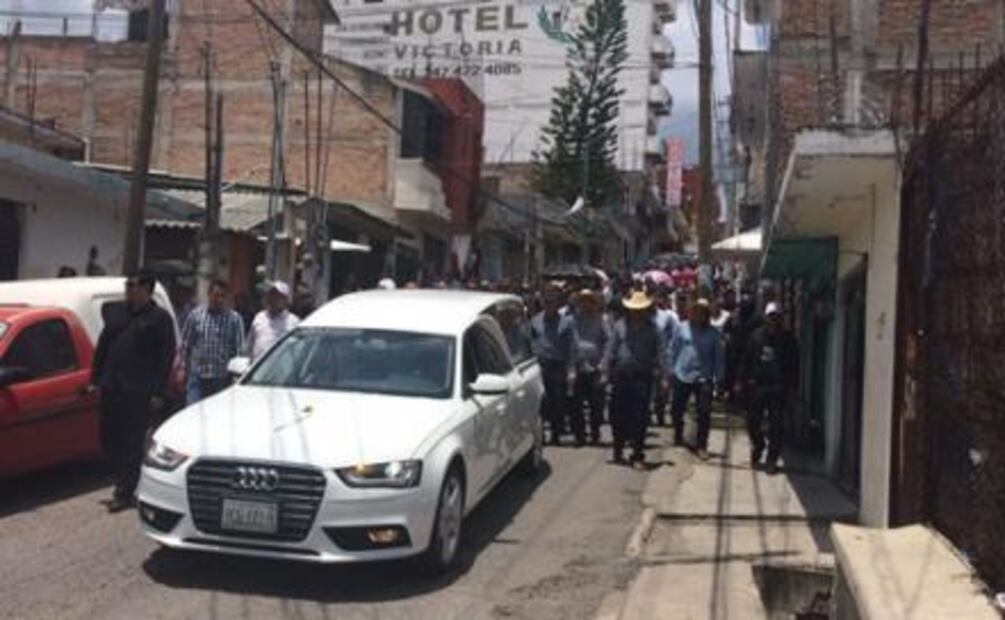 Sepultan en Chilpancingo a Abel Montufar, candidato asesinado