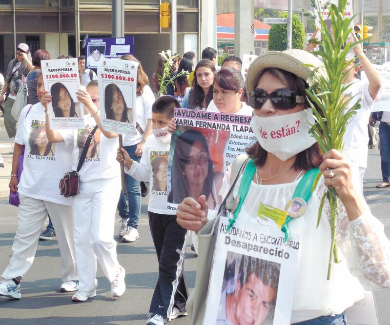 El objetivo principal de los colectivos es la localización de las personas desaparecidas, pero lamentan que no se ha logrado. “Que cumpla 10 años el colectivo, no debería de ser”, dice María Elena Salazar quien busca a su hijo desde el 20 de julio de 2009