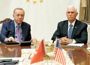 Turquía frena su ofensiva contra kurdos en Siria