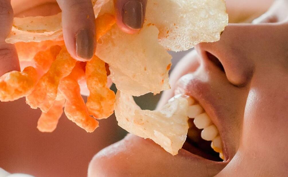 Alimentos que te ponen de buen humor. Foto: Tim Samuel / Pexels
