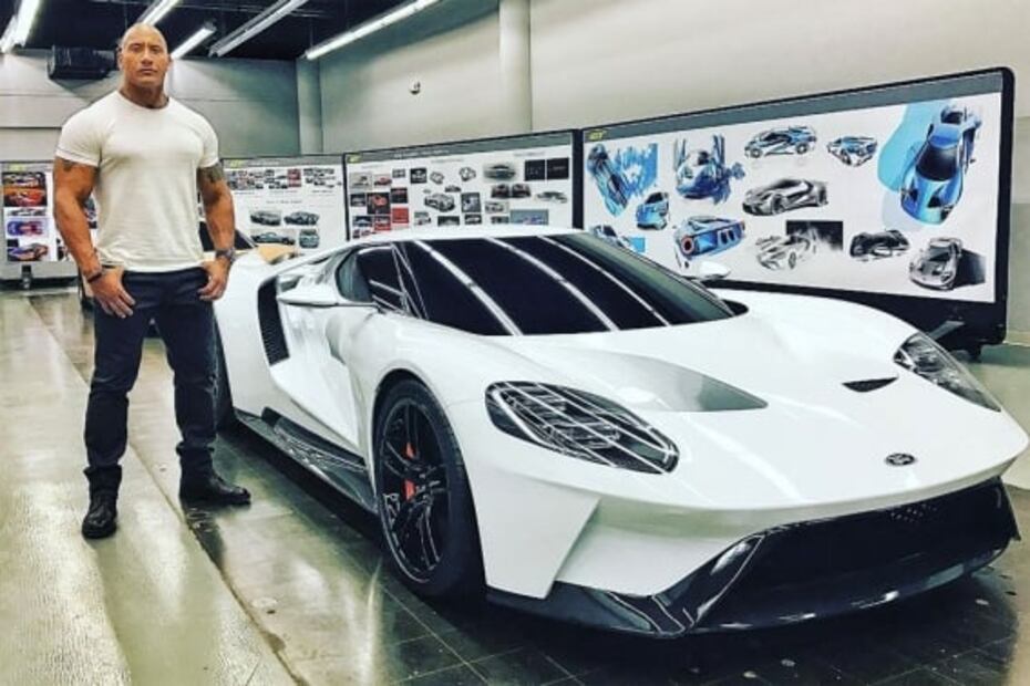 Los autos que manejan Dwayne Johnson y Jason Statham en la vida real