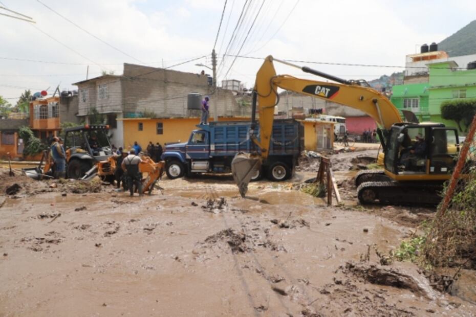Tras tormenta, abren 80% de calles afectadas en Ecatepec; no hay daños por sismo