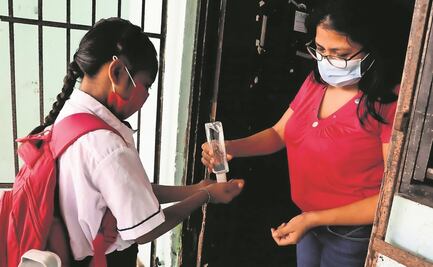 Juez obliga a SEP y Salud a distribuir insumos en escuelas para prevenir contagios de Covid-19