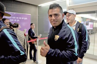 Memo Vázquez enfrenta a 'papá Tuca'