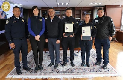 Reconocen y ascienden a policías que frustraron atraco en Plaza Metrópoli 