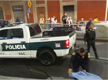 Hombre pierde la vida al ser arrollado por unidad del Metrobús en la alcaldía Cuauhtémoc; policías detienen al conductor