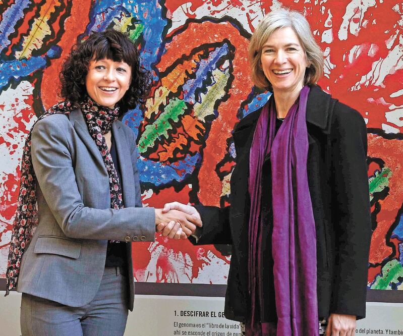 Jennifer Doudna y Emmanuelle Charpientier fueron incluidas en 2015 en la lista de las 100 personas más influyentes del mundo de Time. Archivo EFE 