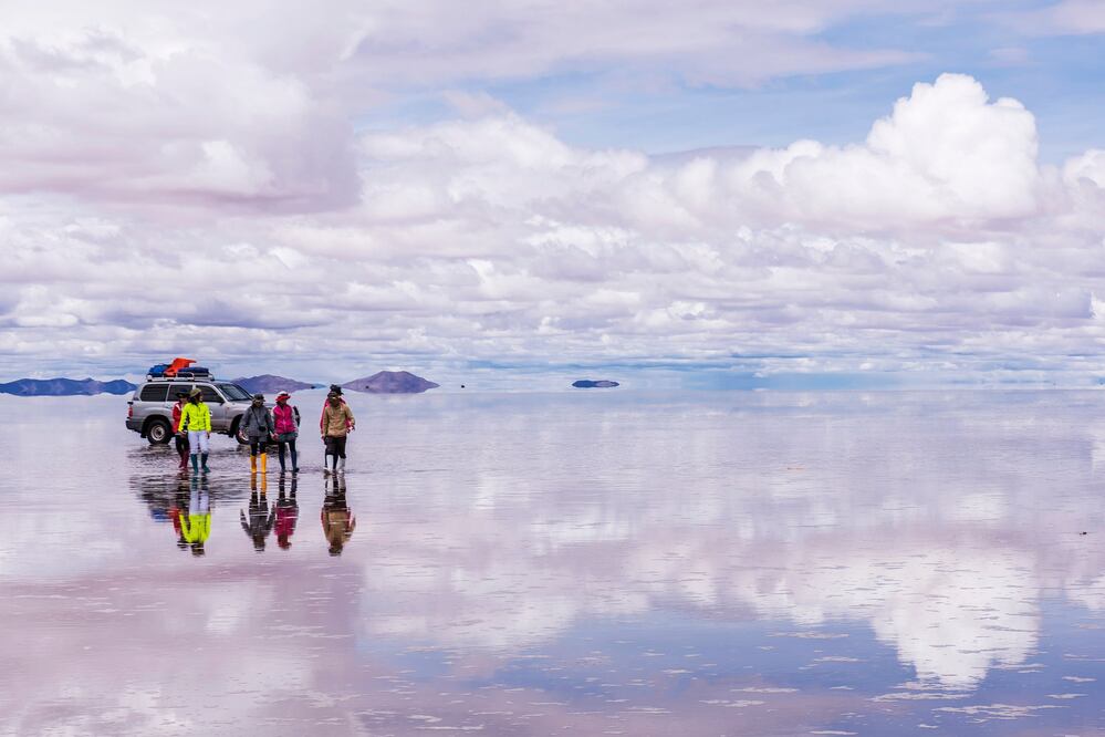El Salar de Uyuni tiene una extensión de 10 mil 582 km cuadrados. Foto: Istock