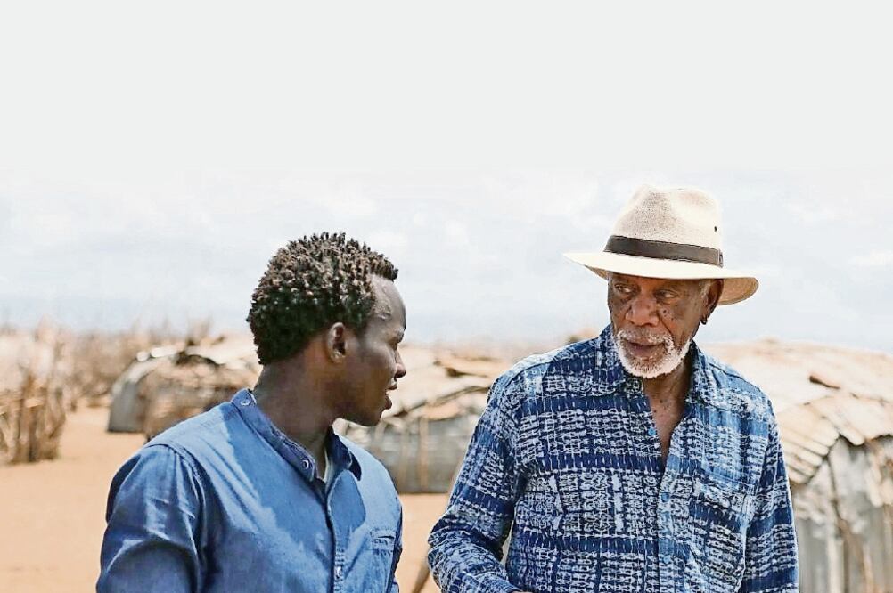 Entrevista a personajes de distintos ámbitos (NATGEO)