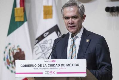 Mancera lamenta método de elección de candidato presidencial del Frente