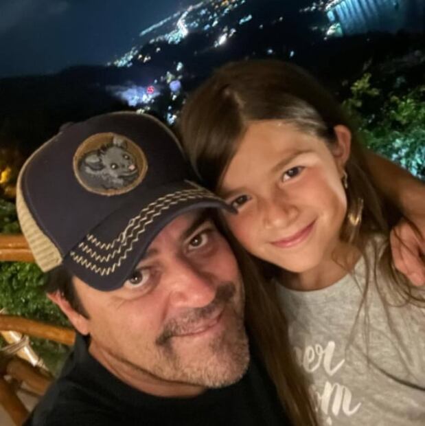 "El burro" Van Rankin paró la fiesta por sus hijas
