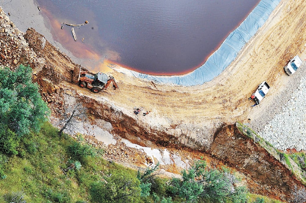 Los tóxicos recorrieron 17.6 km del arroyo Las Tinajas; 64 del río Bacanuchi y 190 del río Sonora; la contaminación se encuentra en los sedimentos.