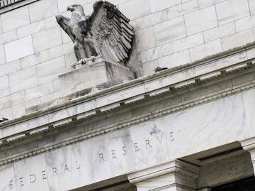 Fed inicia segunda reunión del año en entorno agitado; prevén que mantenga sin cambios las tasas de interés