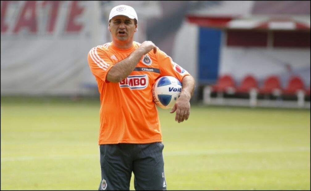 Veinticinco técnicos de Chivas caídos en la era Jorge Vergara