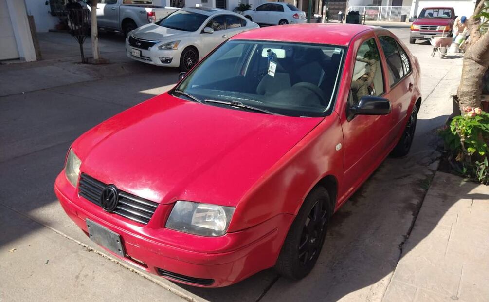 Delia puso a la venta un auto Jetta en 27 mil pesos (26/03/2025). Foto: Especial