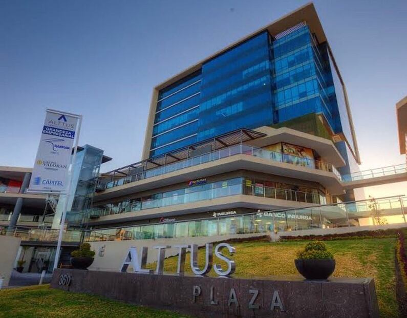 Ubicado en la Avenida Sierra Leona, número 360, Villantigua, se encuentra el centro comercial, Plaza Atticus, un lujoso recinto. Foto: Redes sociales
