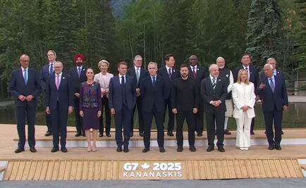 Sheinbaum participa en foto oficial de la Cumbre del G7; intercambia sonrisas y saludos con líderes