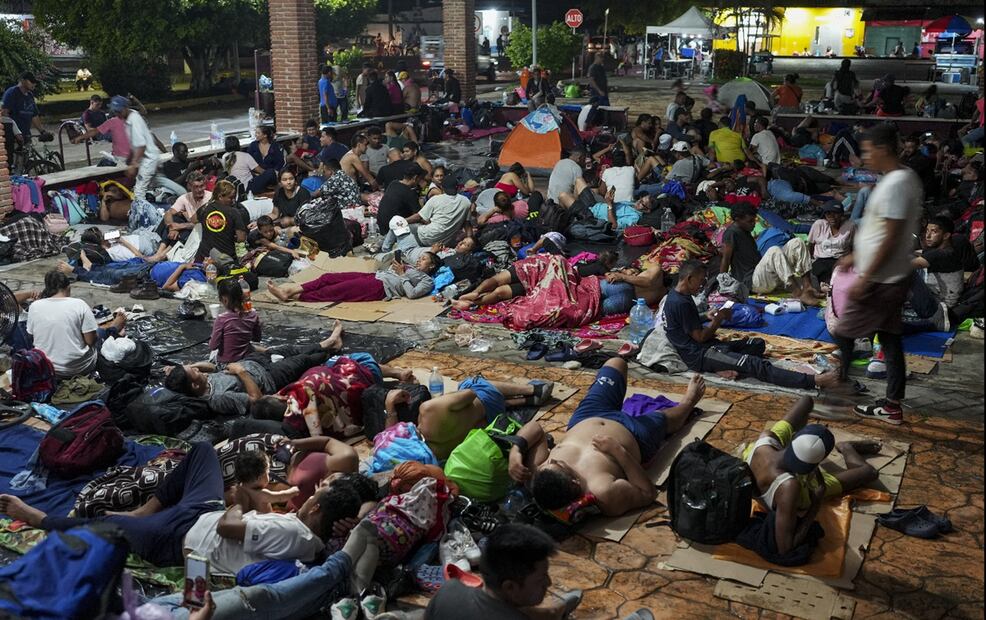 Trump asegura que llevará a cabo “la mayor operación de deportación en la historia de Estados Unidos”, y ha dicho que la Guardia Nacional “debería ser capaz” de hacerse cargo de las deportaciones, pero que si no es así, recurrirá al ejército. Foto: AP Archivo/EL UNIVERSAL