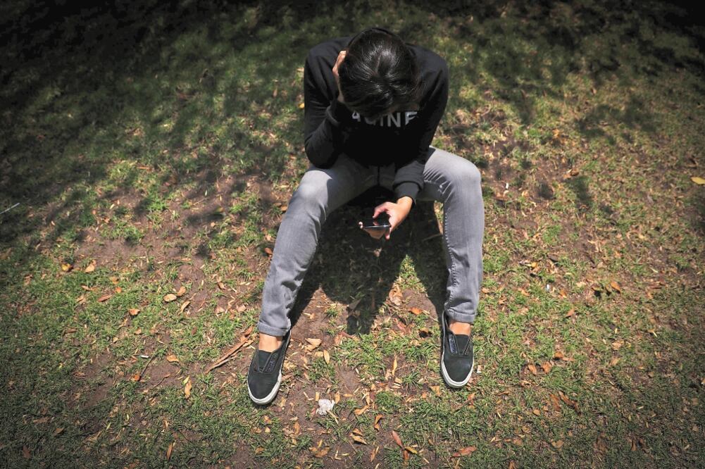Consecuencias. Algunas personas pueden llegar al suicidio cuando se comparte material sobre su vida íntima. Foto/ARCHIVO EL UNIVERSAL