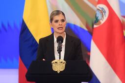 Presidenta de Costa Rica destituye a su canciller; no le avisó que habría reunión del Escudo de las Américas con Trump