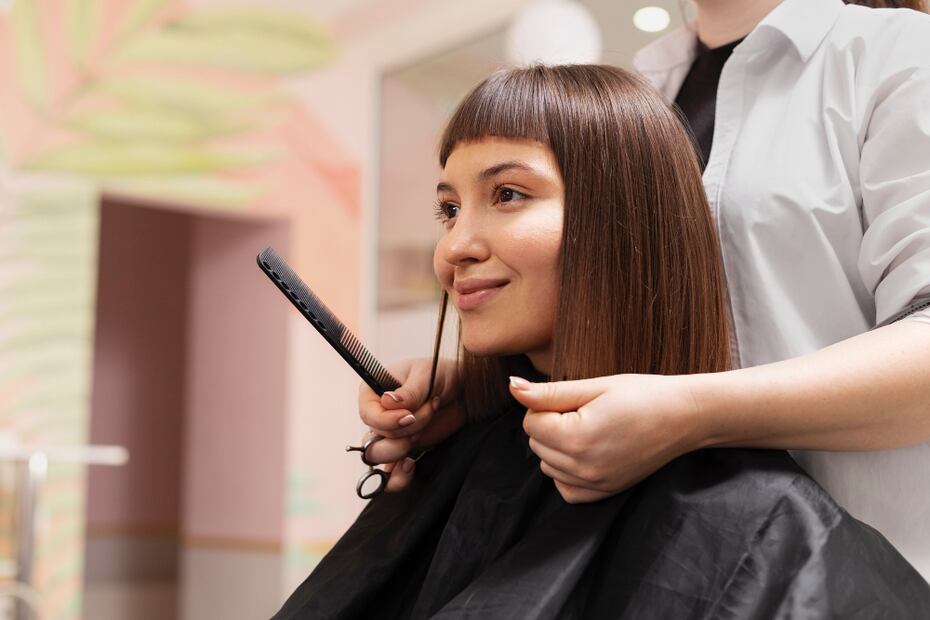 La Luna ha sido tradicionalmente relacionada con el crecimiento y la salud del cabello. Foto: Freepik