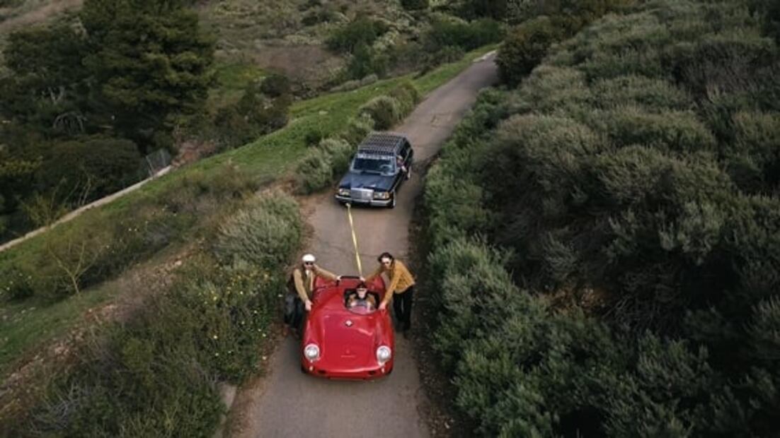 Así se ve un Porsche 550 Spyder tras permanecer 35 años en un contenedor