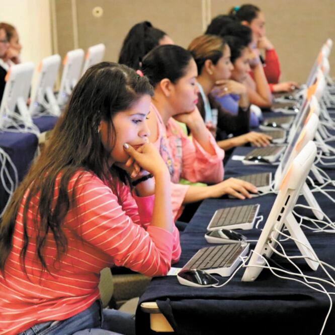 El INEE dijo que este recorte de casi la mitad de su presupuesto “pone en riesgo” la realización de las evaluaciones de las políticas educativas federales y estatales planeadas para el año entrante. Foto: ARCHIVO EL UNIVERSAL