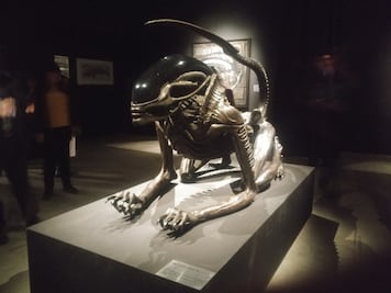 Alien "aterroriza" a la Ciudad de México, pero en exhibición de H. G. Giger