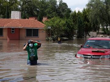 Lluvias en Veracruz dejan 385 casas dañadas y 56 comunidades incomunicadas