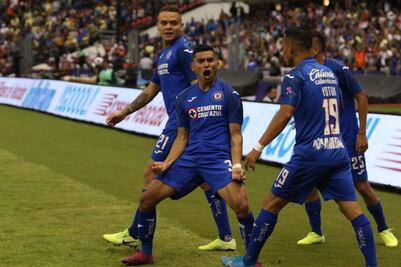 Histórica goleada del Cruz Azul al América en el Azteca
