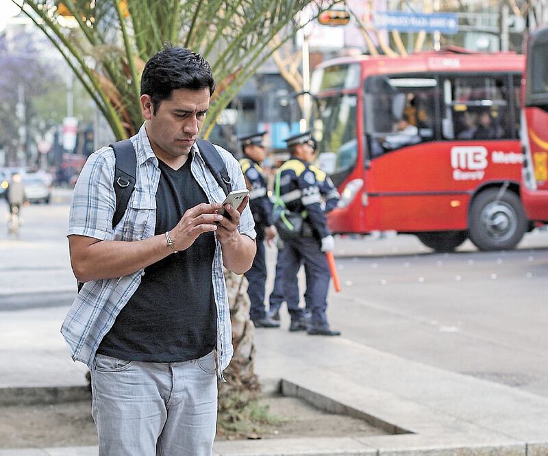 El convenio no es exclusivo, ya que Telefónica Movistar seguirá usando otras redes, como la de Telcel y la Red Compartida. ARCHIVO EL UNIVERSAL