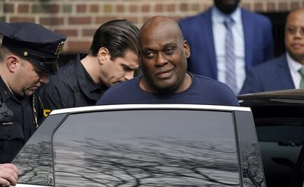 Reparten entre cinco recompensa de 50 mil dólares por detención del atacante del Metro en NY