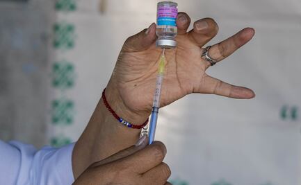 CDMX inicia campaña de vacunación contra influenza estacional y refuerzo contra Covid