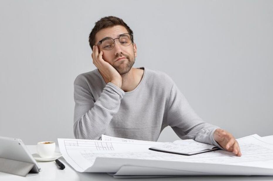 Cinco minutos para fortalecer tu abdomen sin salir de casa. Fuente: Freepik.