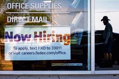 Poder adquisitivo cae en 30 países OCDE