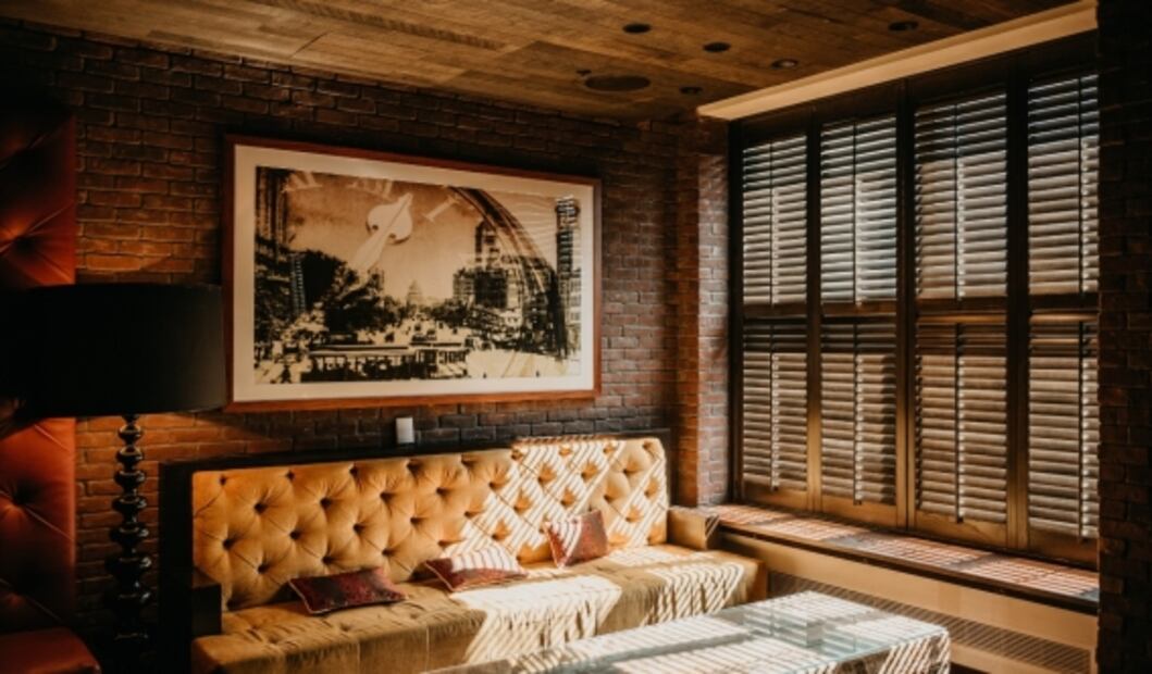 Decora como una experta las paredes de tu casa usando cuadros