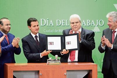 Destaca EPN avances en materia laboral
