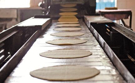 Profeco suspende 38 establecimientos por aumento al precio del pollo, tortilla y huevo