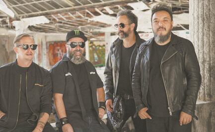 Molotov arma fiesta con fans y con "canciones no permitidas"